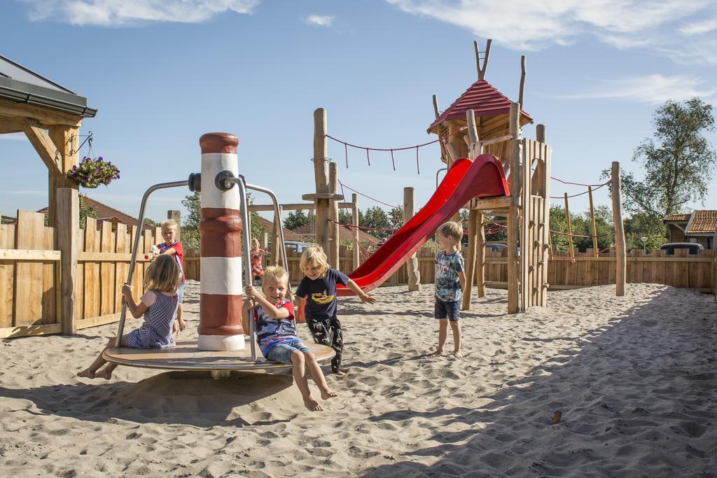 Vakantiepark Dennenoord دِن بورِخْ المظهر الخارجي الصورة